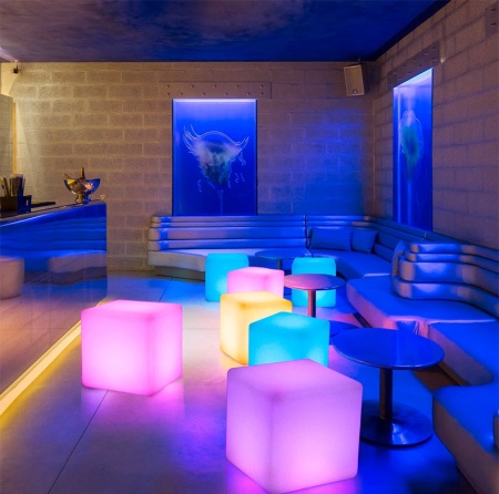 Светильник Куб 50 с питанием от АКБ, RGB